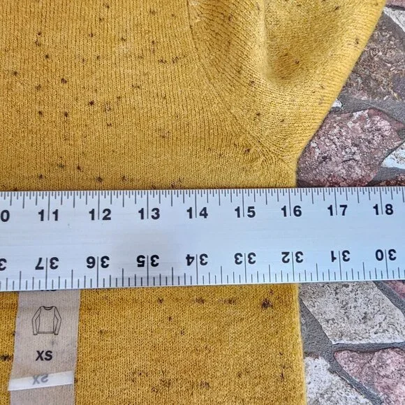 NWT Old Navy Womens Cozy Gold Speckled Knit Sweater Size XS - Picture 10 of 11